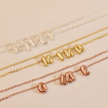 Charger l&#39;image dans la galerie, Personalized 3D Letter Necklace
